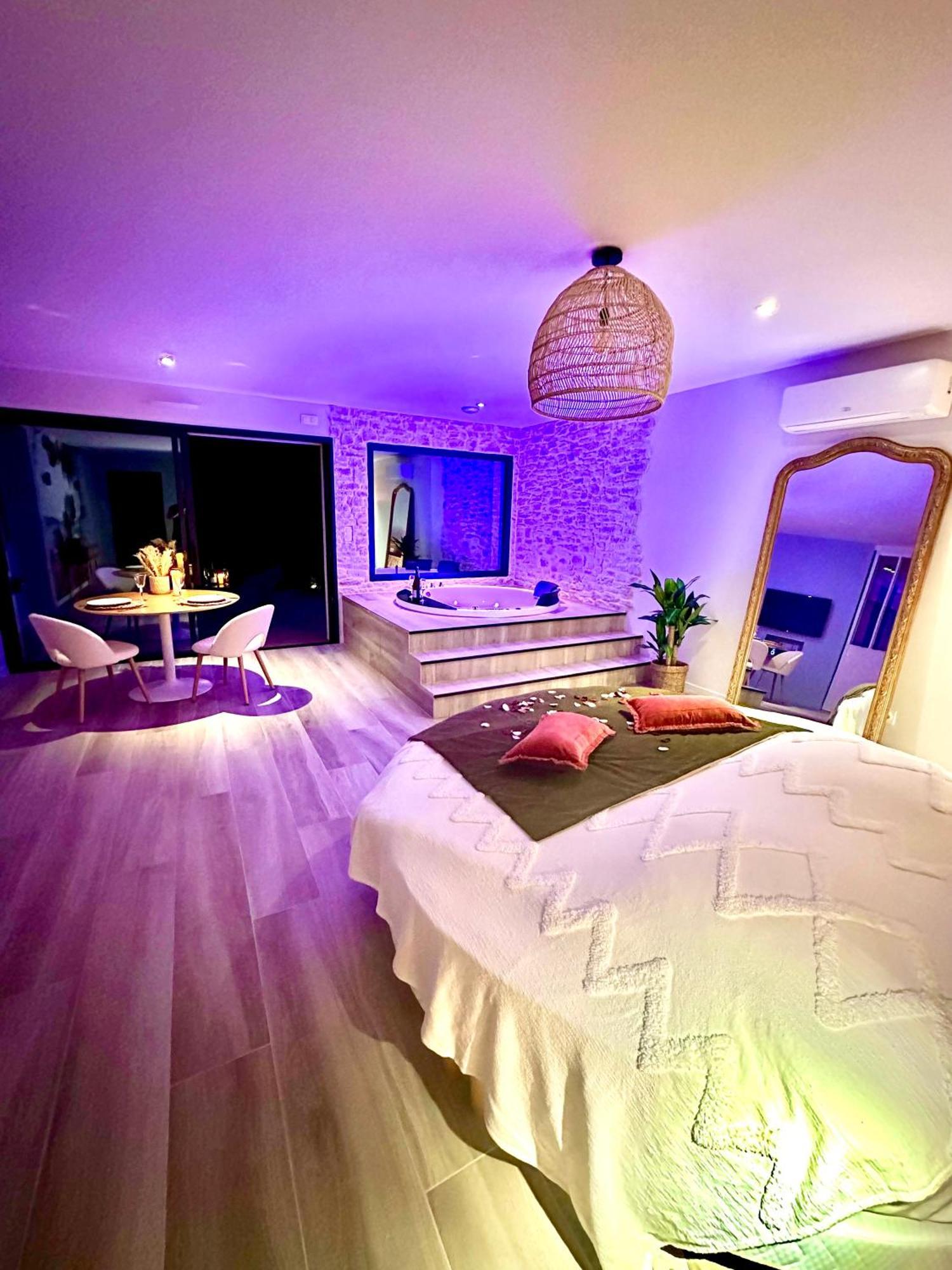Les Suites Du Payre - Suite Romance Saint-Hilaire-de-Talmont Kültér fotó