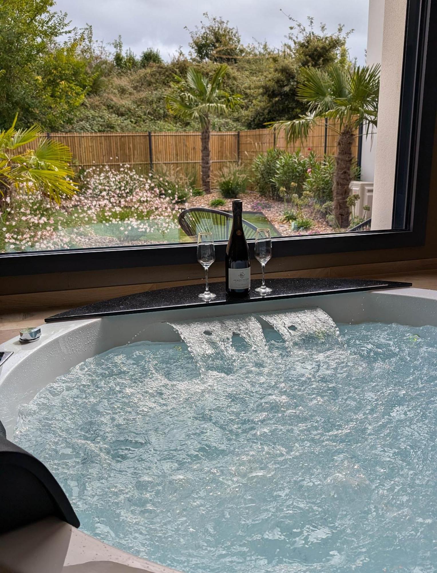 Les Suites Du Payre - Suite Romance Saint-Hilaire-de-Talmont Kültér fotó