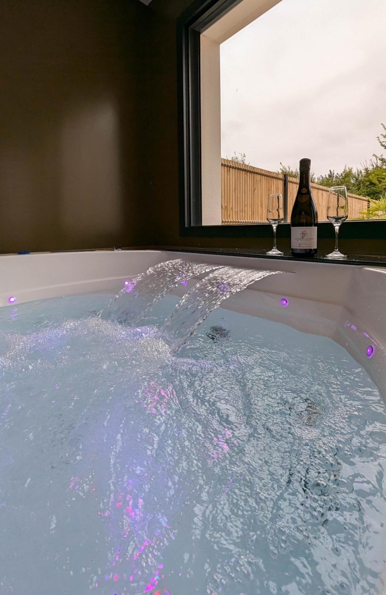 Les Suites Du Payre - Suite Romance Saint-Hilaire-de-Talmont Kültér fotó