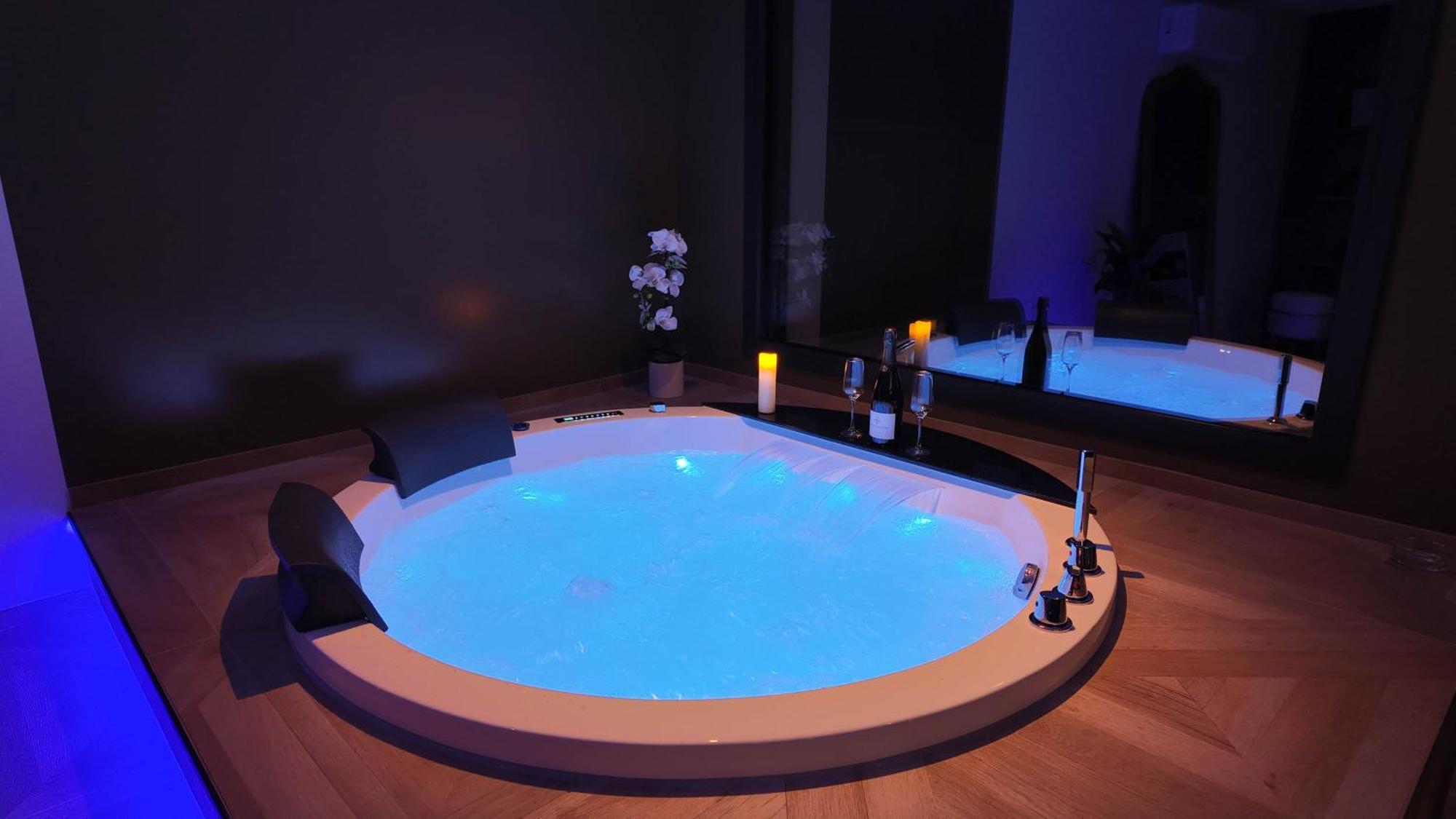 Les Suites Du Payre - Suite Romance Saint-Hilaire-de-Talmont Kültér fotó