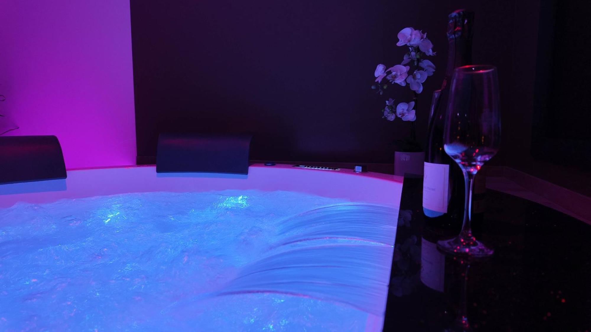 Les Suites Du Payre - Suite Romance Saint-Hilaire-de-Talmont Kültér fotó